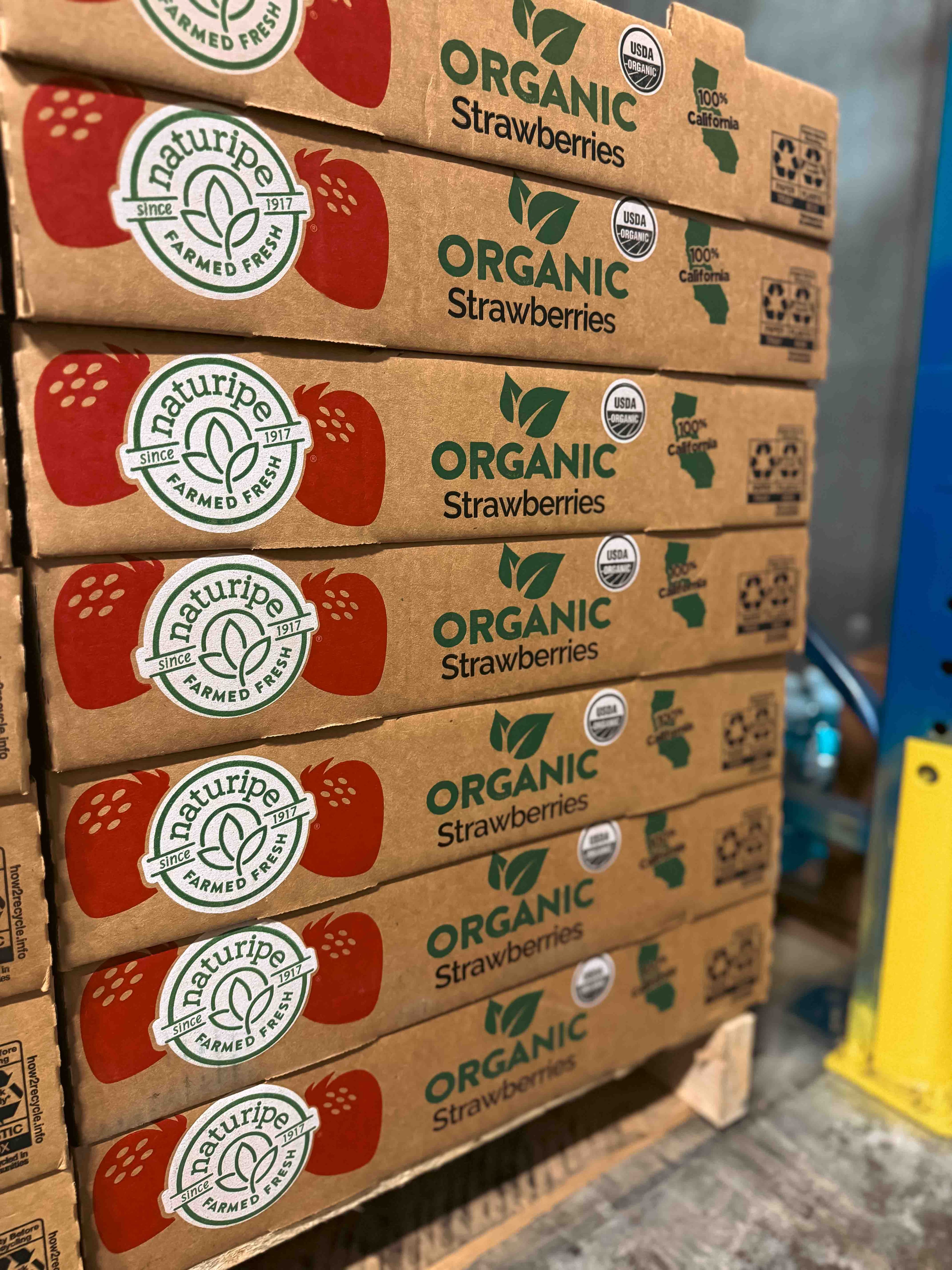 Produce buying desk at The Kunkel Company